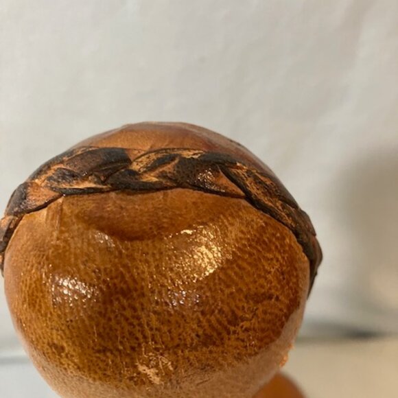 Leather Covered Decanter Made in Italy For‎ Decor Only - Picture 4 of 8